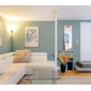  Apartment Micro