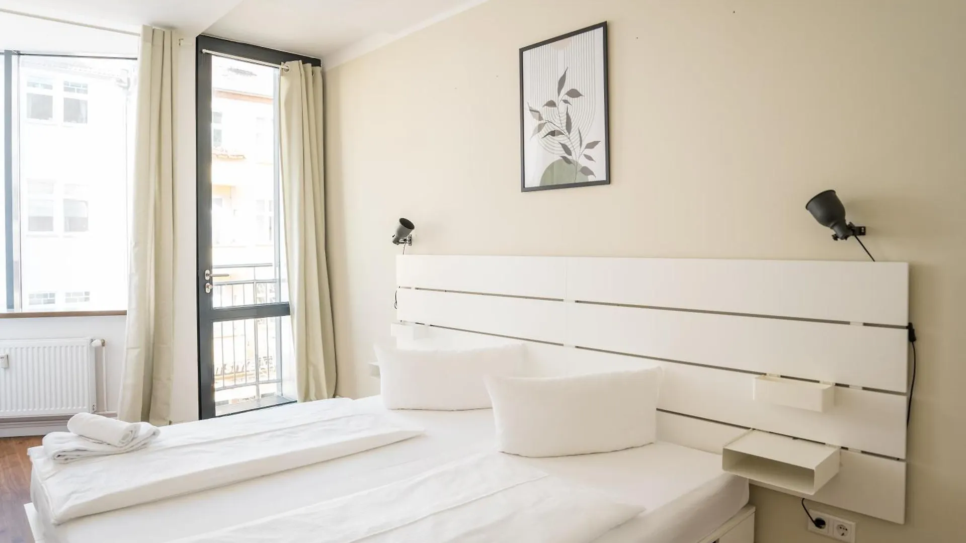 Fantastic 2 Bedroom Apartment Berlin Germany